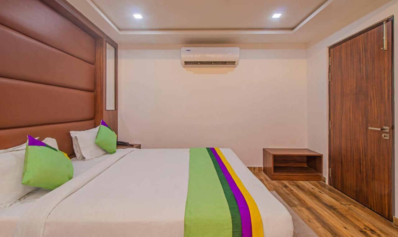 Treebo The Empire Near Taj Mahal Agra Hotel Агра Екстериор снимка