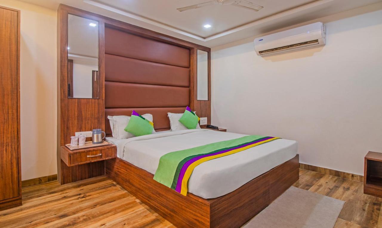 Treebo The Empire Near Taj Mahal Agra Hotel Агра Екстериор снимка