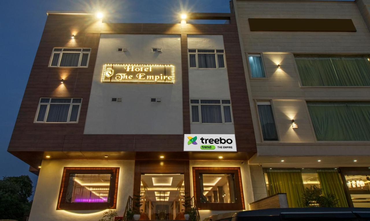 Treebo The Empire Near Taj Mahal Agra Hotel Агра Екстериор снимка