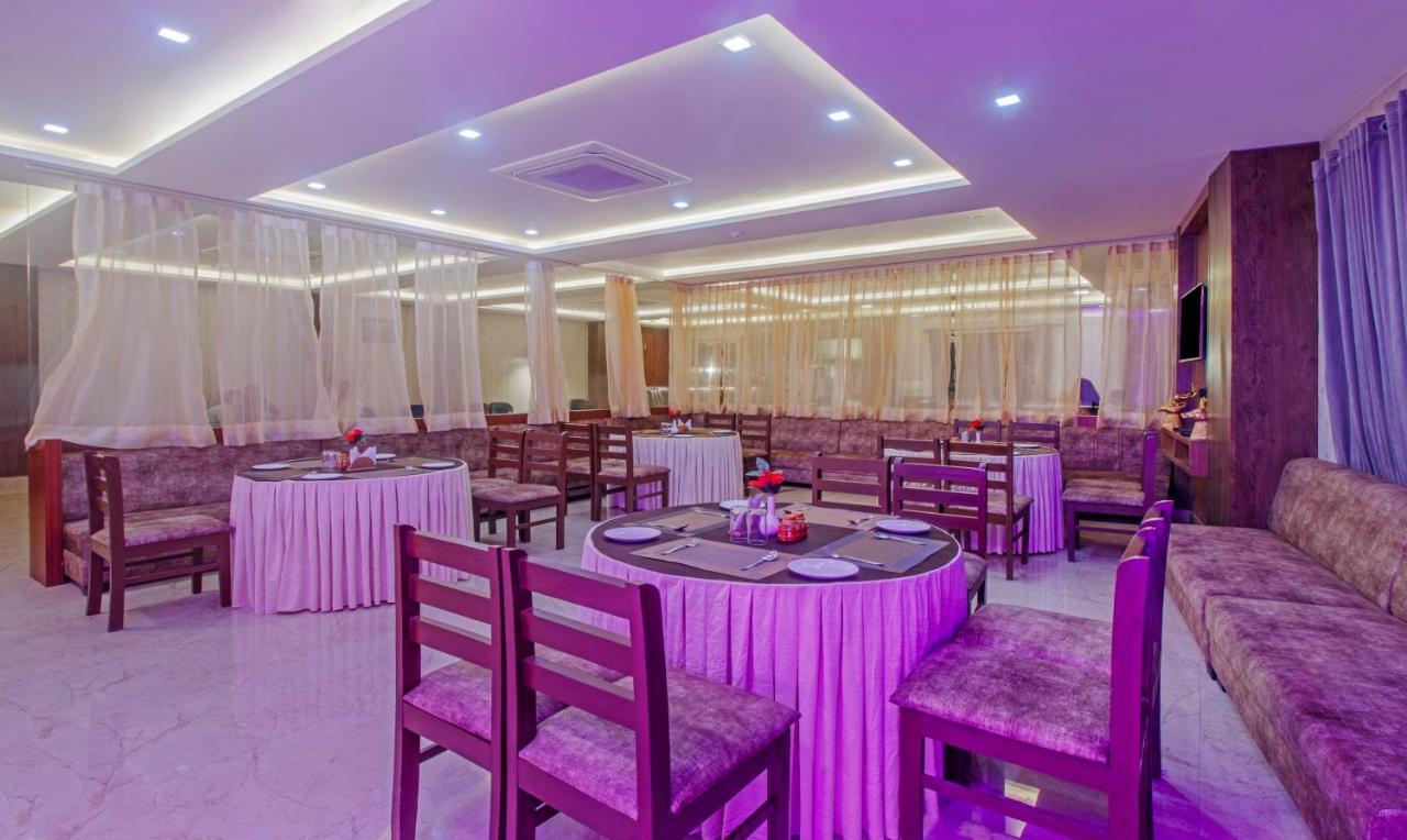 Treebo The Empire Near Taj Mahal Agra Hotel Агра Екстериор снимка