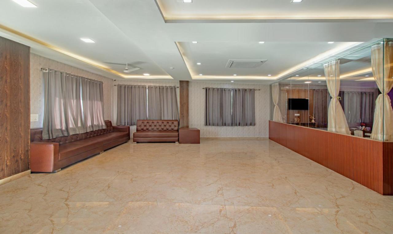 Treebo The Empire Near Taj Mahal Agra Hotel Агра Екстериор снимка