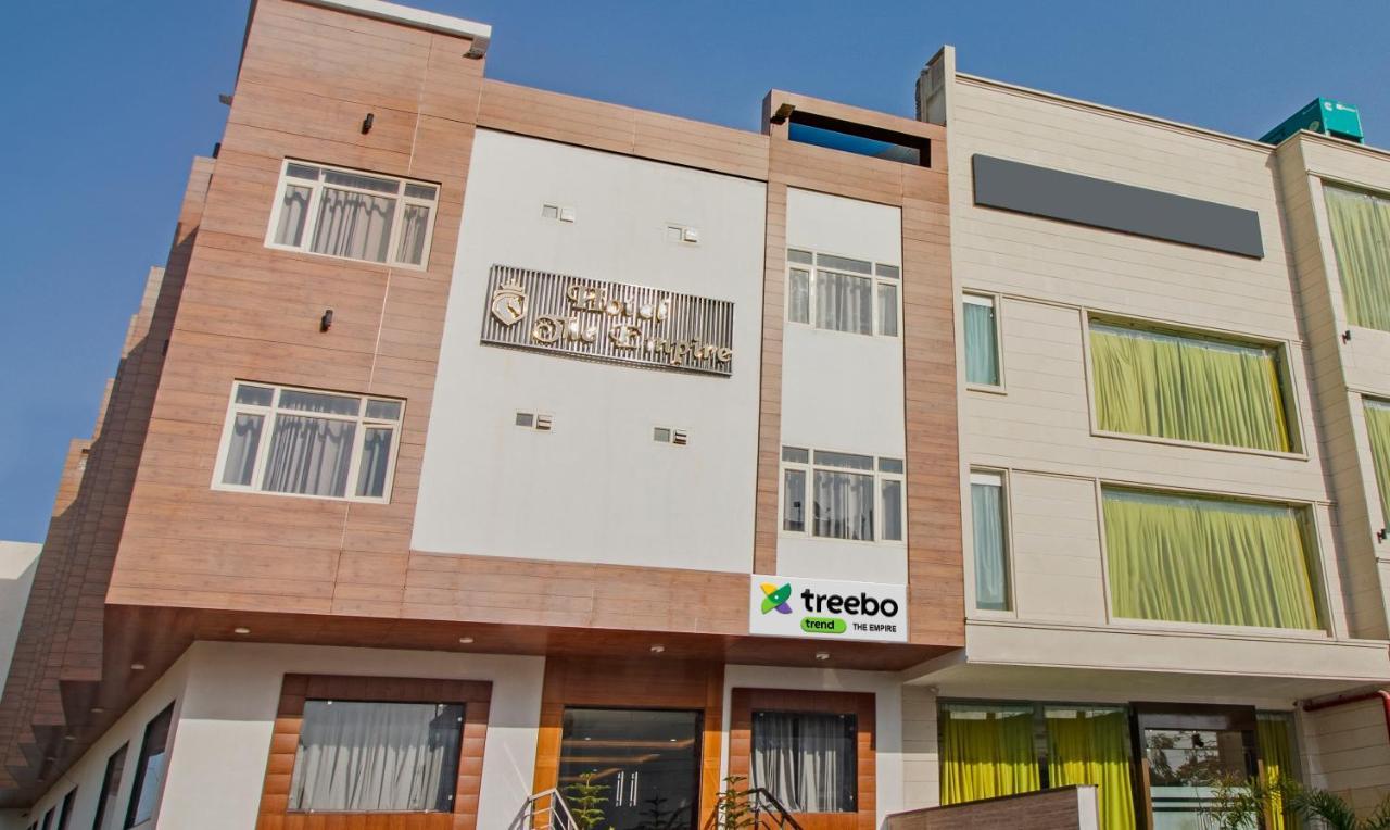Treebo The Empire Near Taj Mahal Agra Hotel Агра Екстериор снимка